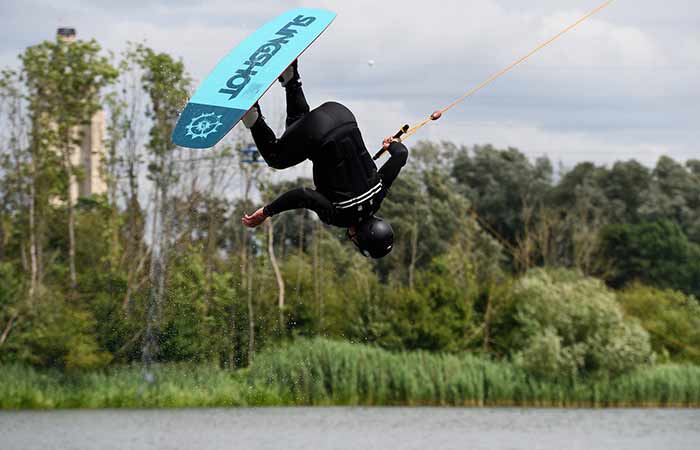 Wakeboarding Tricks for beginners and pros